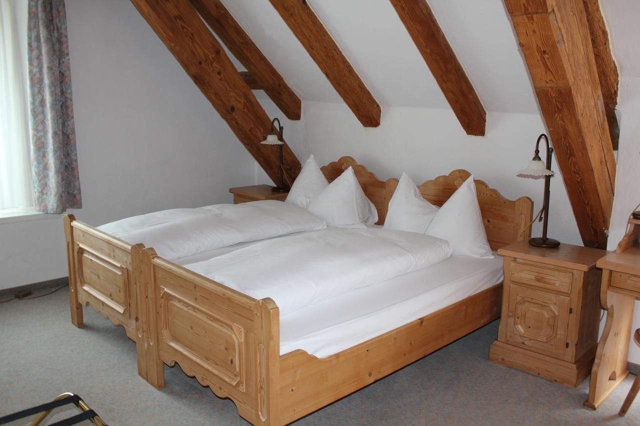 Landgasthof Zu Den Drei Sternen Brunegg Quarto foto